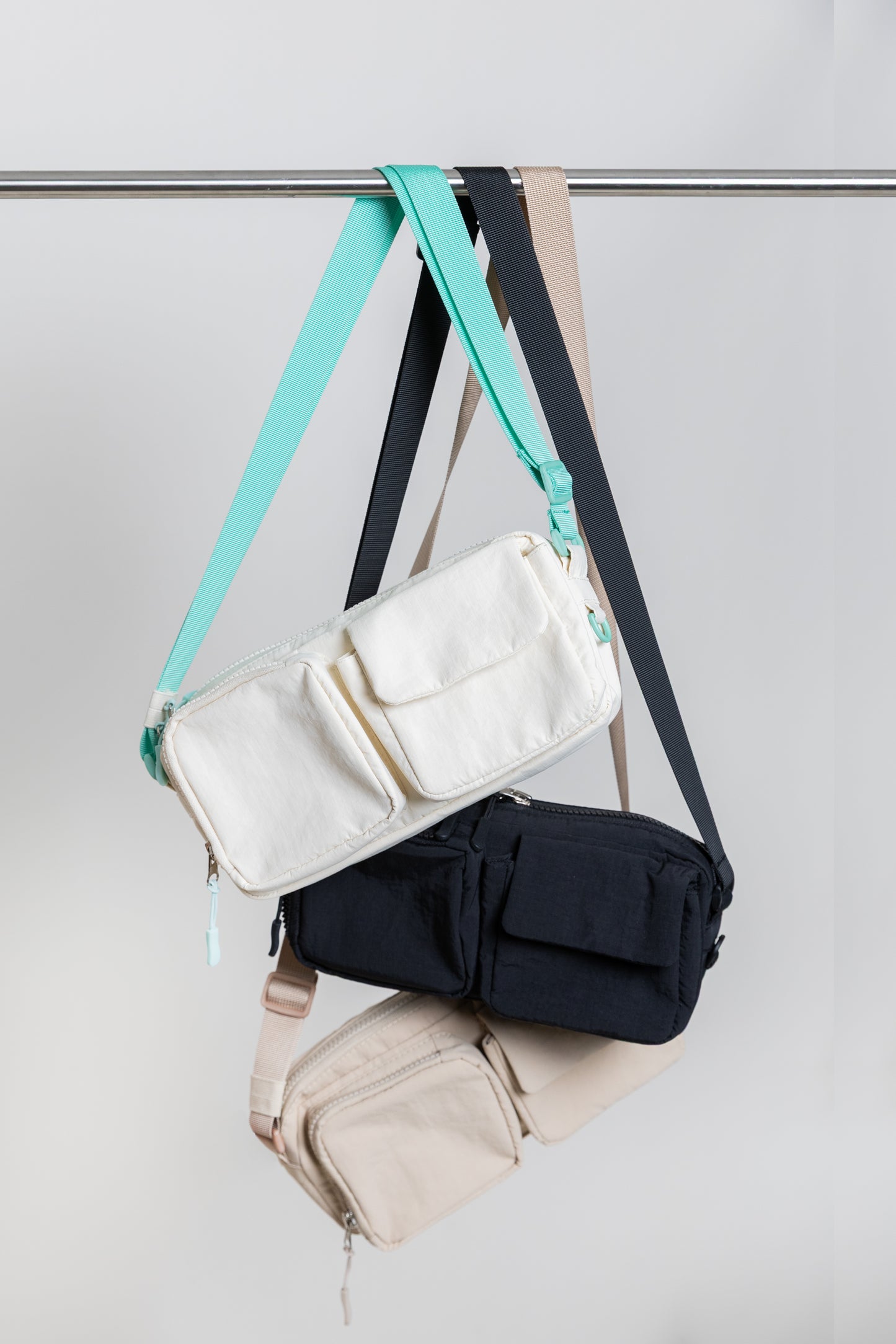 Hibi crossbody in Ink