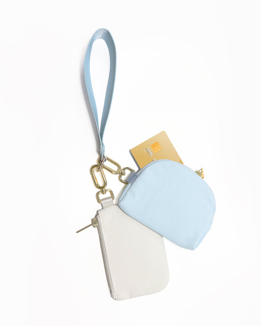 Tabi wristlet in Sky