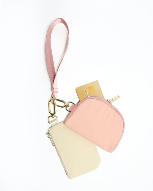 Tabi wristlet in Sakura